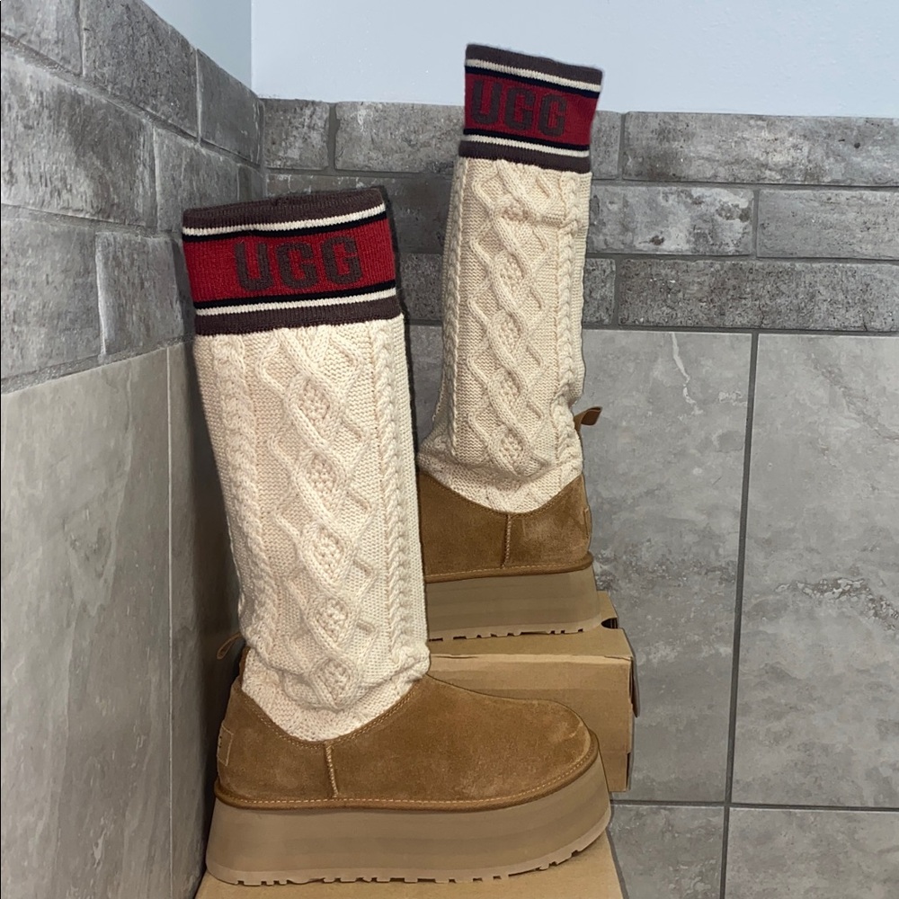 UGG CLASSIC SWEATER LETTER